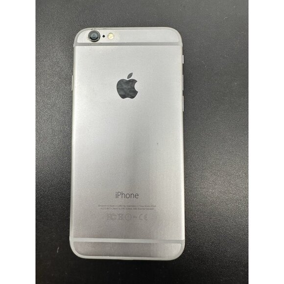 Apple iPhone A1549 Smartphone Silver For Parts, Doesn’t Turn, Cracked Screen (M) - Picture 1 of 3